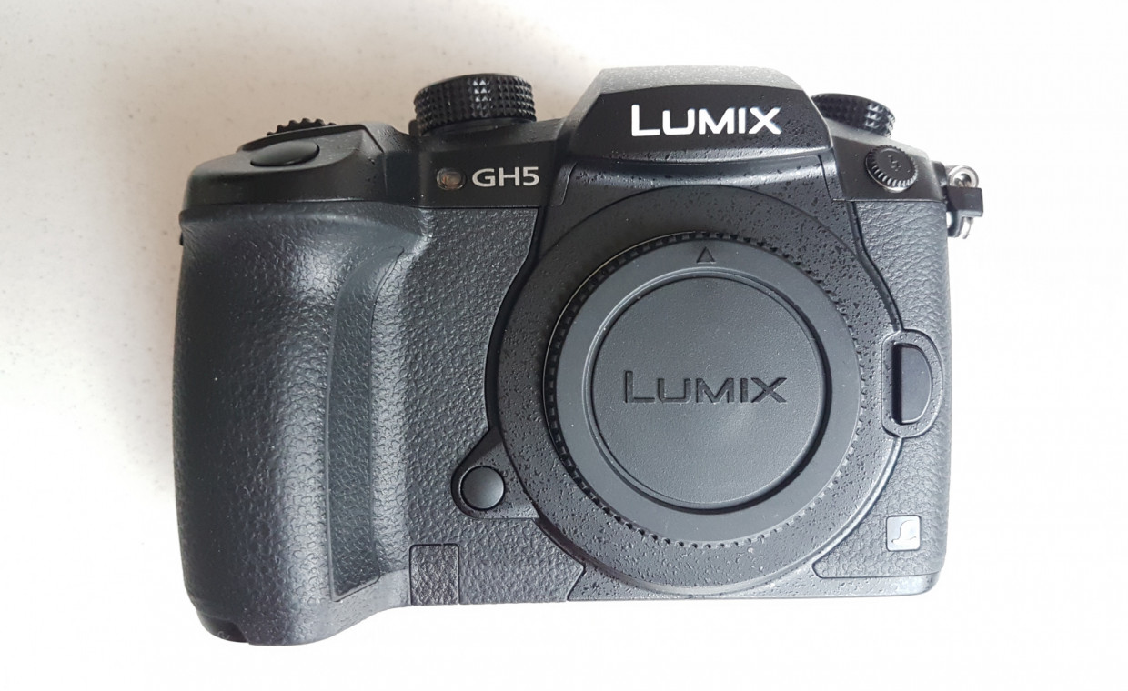Cameras for rent, Panasonic GH5 su Lumix 12-35mm f/2.8 II rent, Kaunas