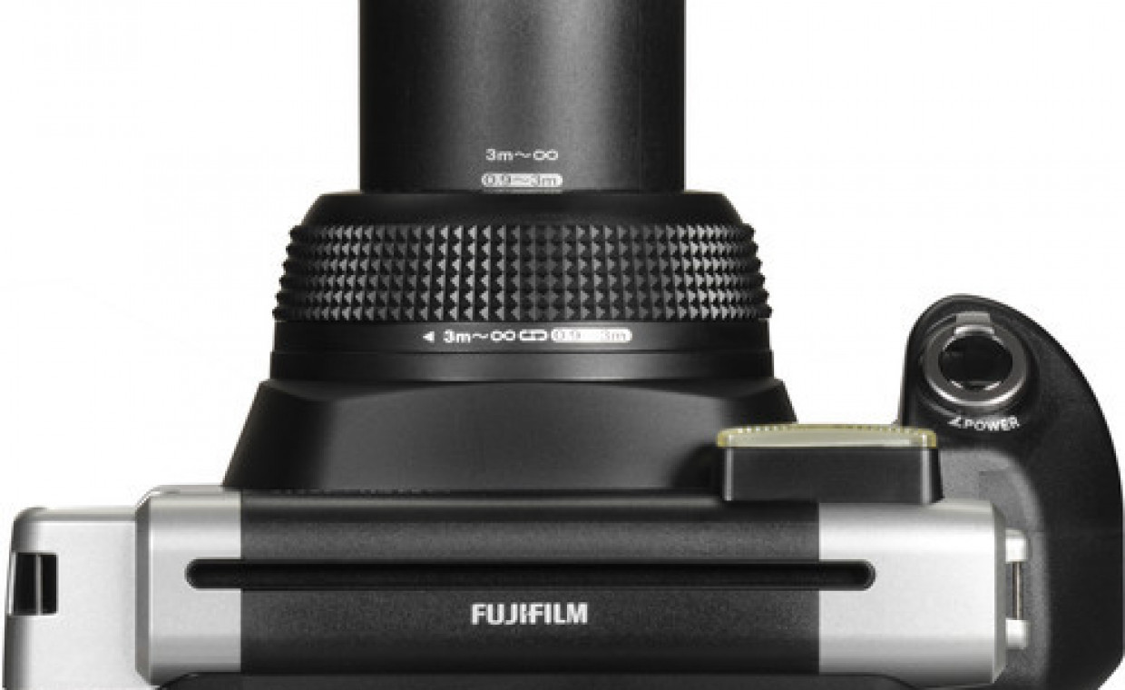 Cameras for rent, Fujifilm Instax 300 Wide rent, Kaunas