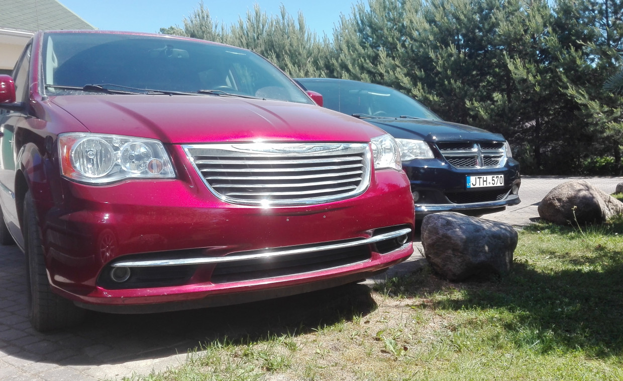 Car rental, Dodge / Chrysler minivenų nuoma rent, Vilnius