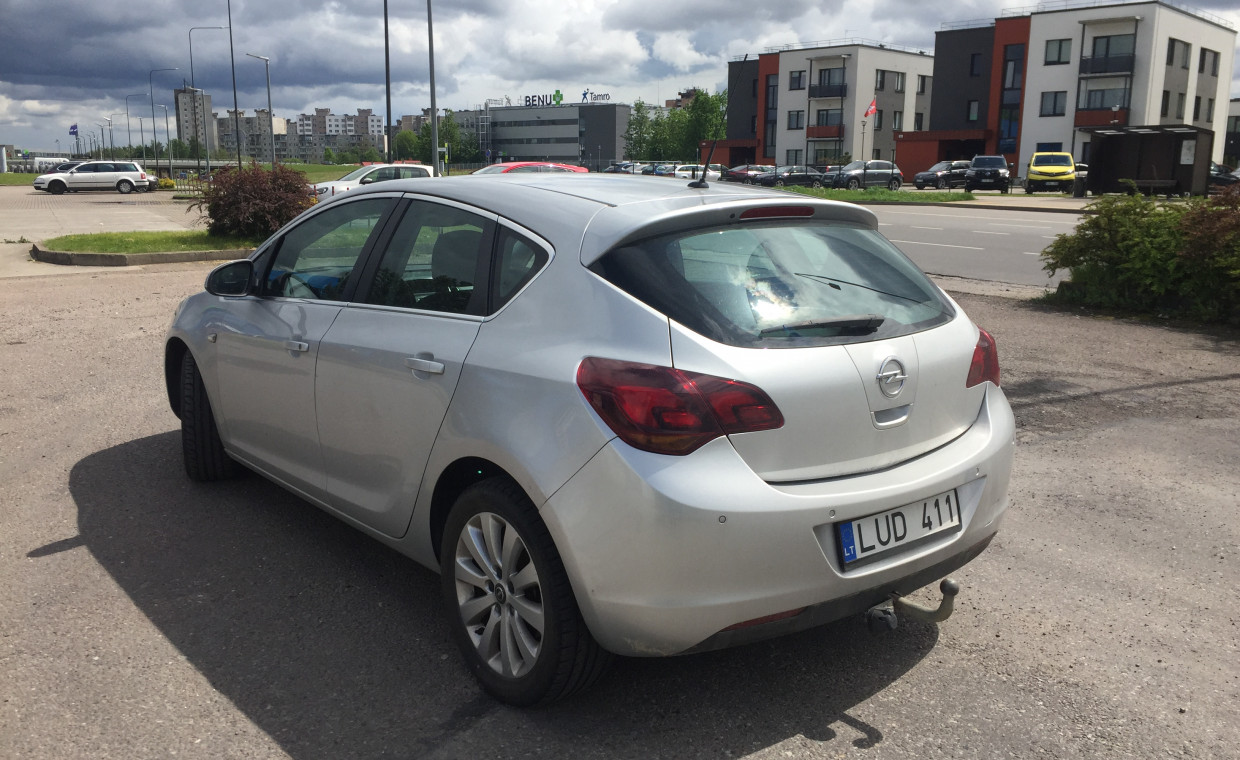 Car rental, Opel Astra 2012m rent, Kaunas