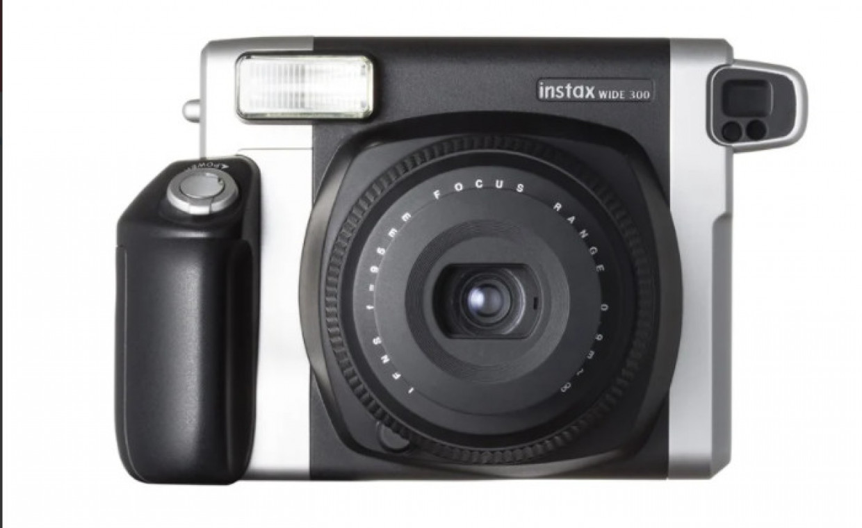 Cameras for rent, Momentinis fotoaparatas Instax Wide 300 rent, Klaipėda