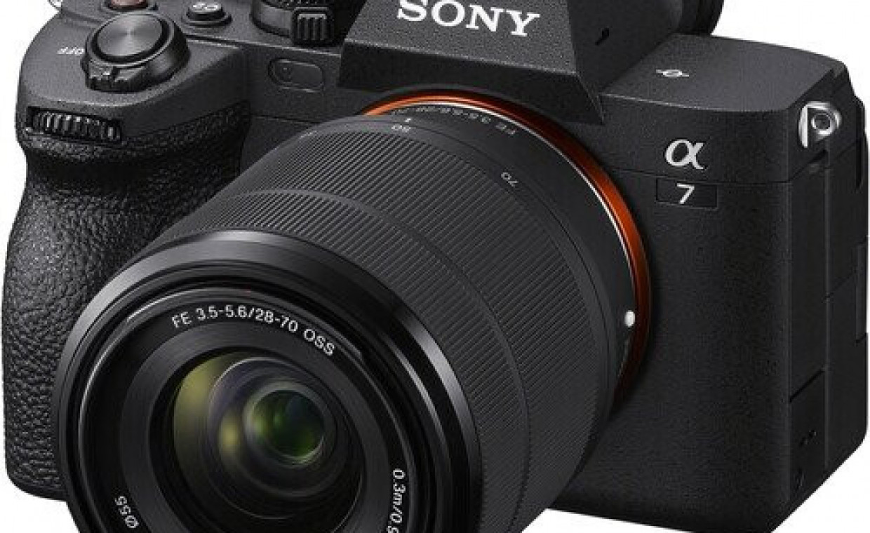 Cameras for rent, Sony A7R Mark IV Objektyvas: 55mm F1.8 rent, Klaipėda