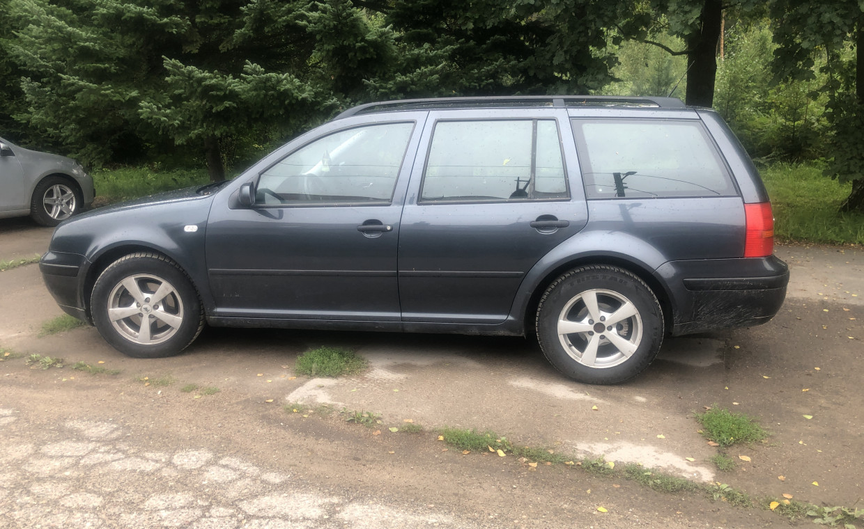 Car rental, VW Golf Mk4 dark silver rent, Kaunas