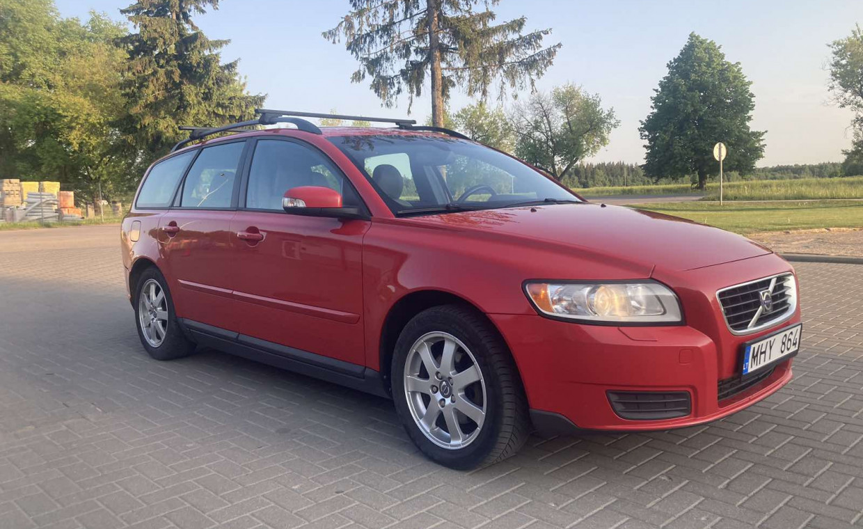 Car rental, Volvo V 50 rent, Vilnius