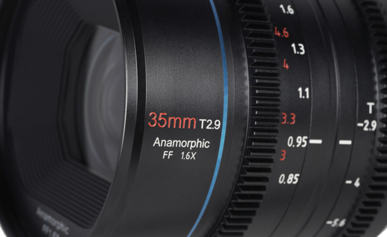 Camera lenses for rent, Sirui Anamorphic 1.6x 35mm T2.9, Sony E rent, Kaunas