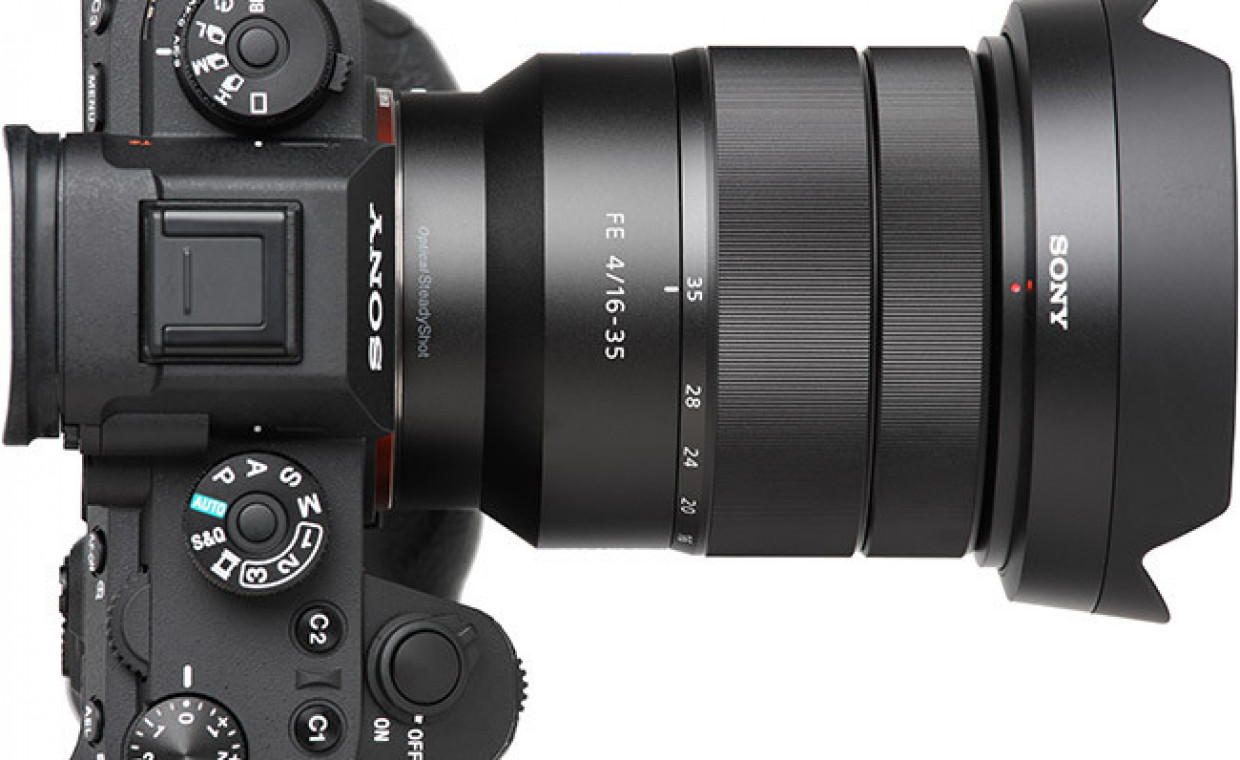 Cameras for rent, Sony A7 Mark III su 16-35mm/f4 rent, Vilnius