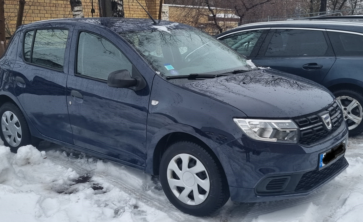 Car rental, Kompaktinė kl. Dacia Sandero (2018) rent, Vilnius