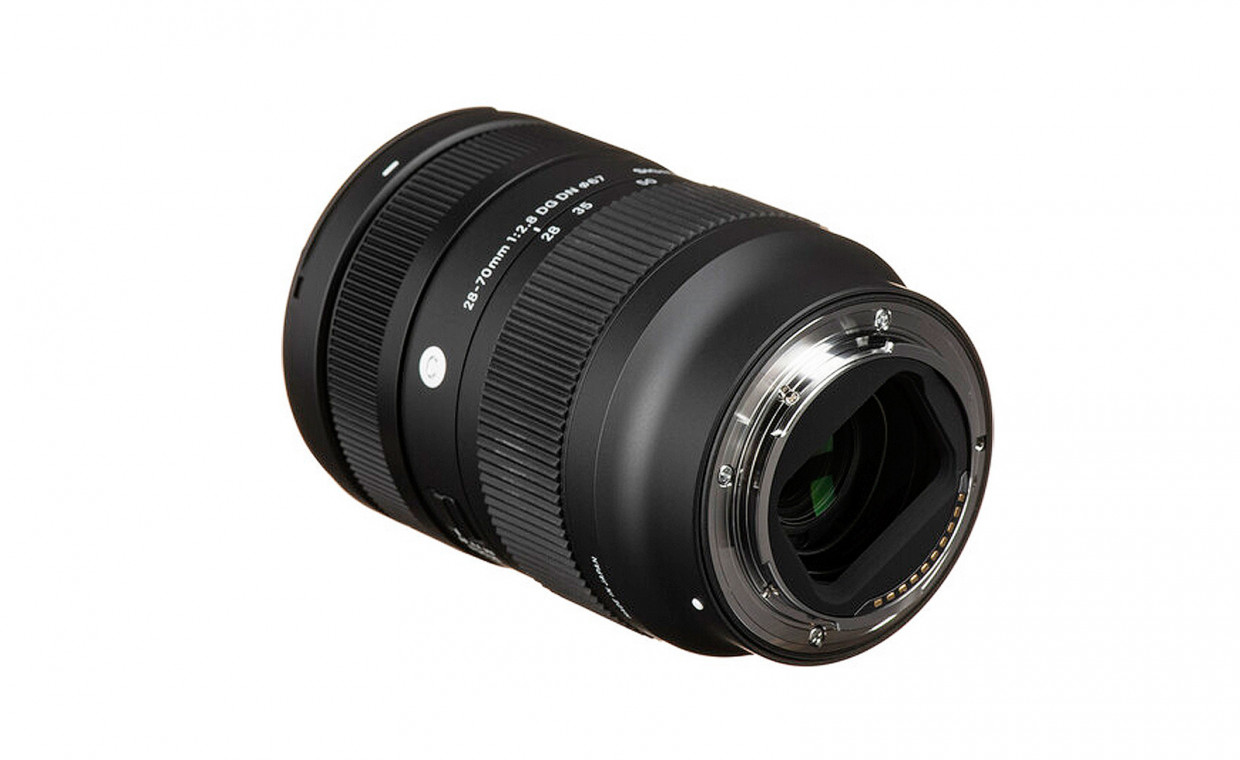 Camera lenses for rent, Sigma 28-70mm f2.8 Sony, lengv. už 24-70 rent, Vilnius