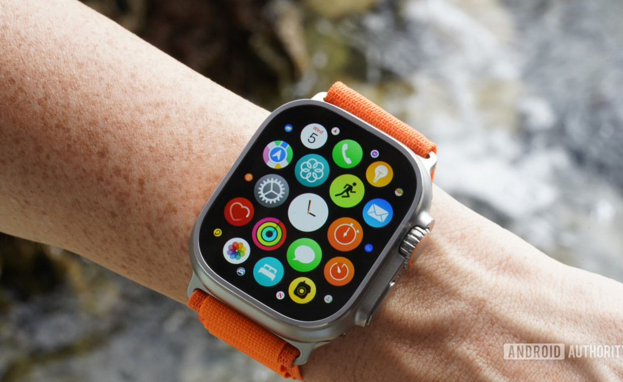 Holiday and travel items for rent, Apple Watch Ultra rent, Vilnius