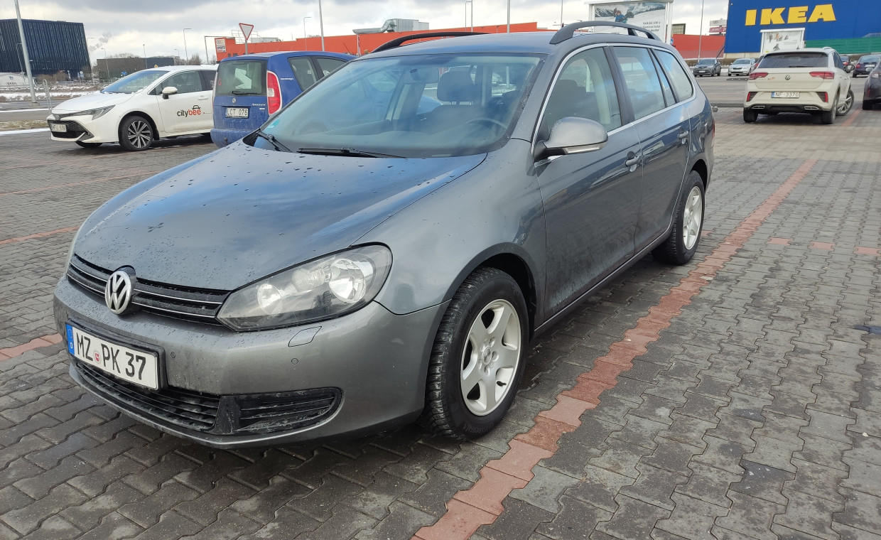 Car rental, VW Golf universalas rent, Vilnius