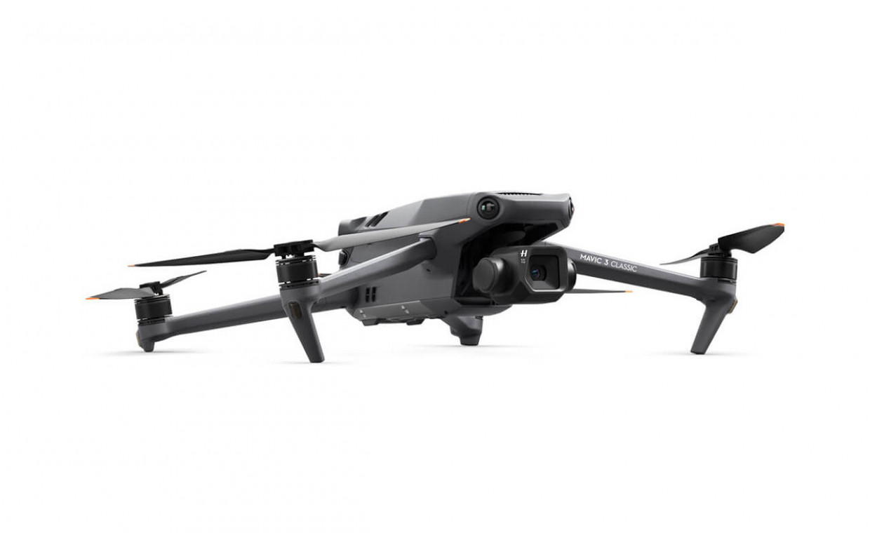 Drones for rent, DJI Mavic 3 Classic drone with DJI RC rent, Jonava