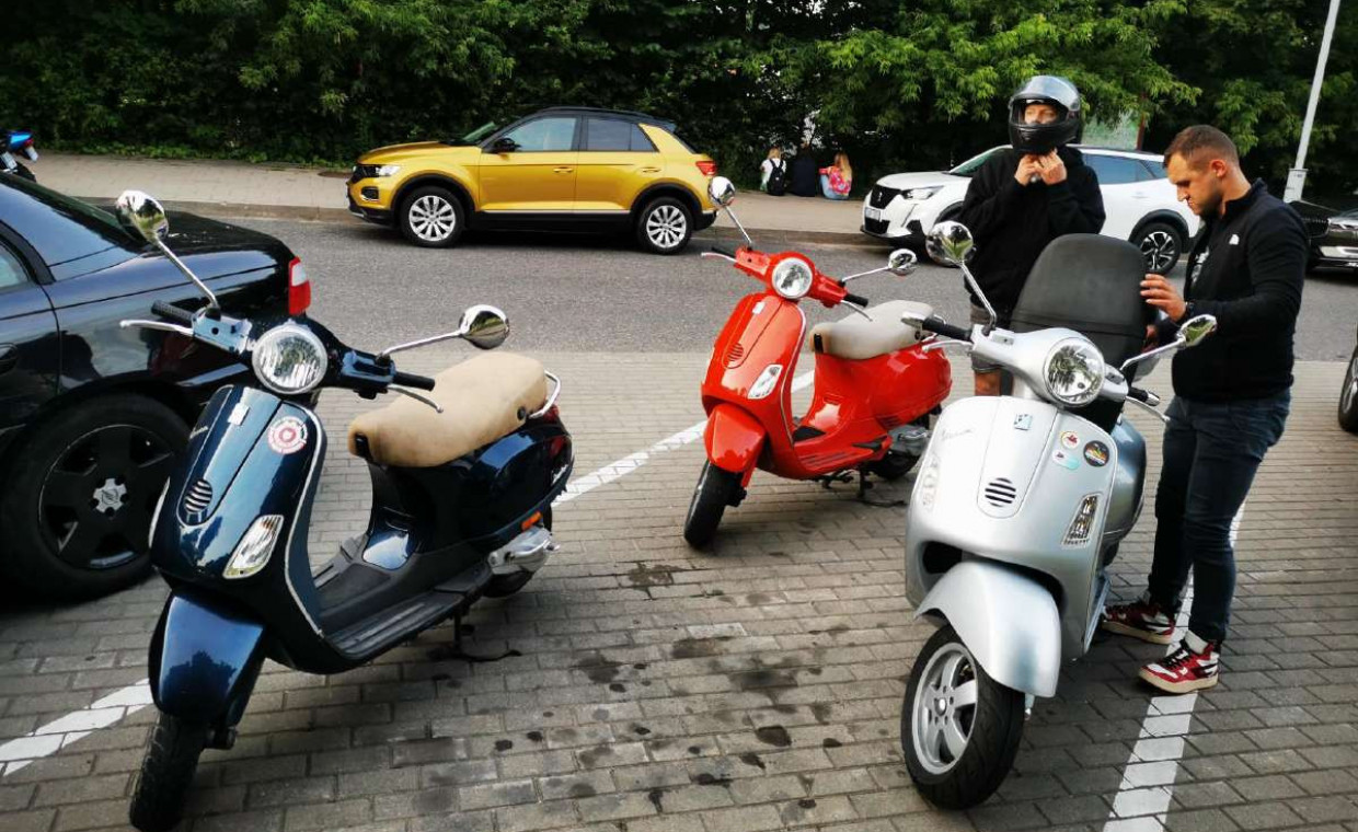 Motorcycles for rent, Motoroleriai VESPA rent, Vilnius
