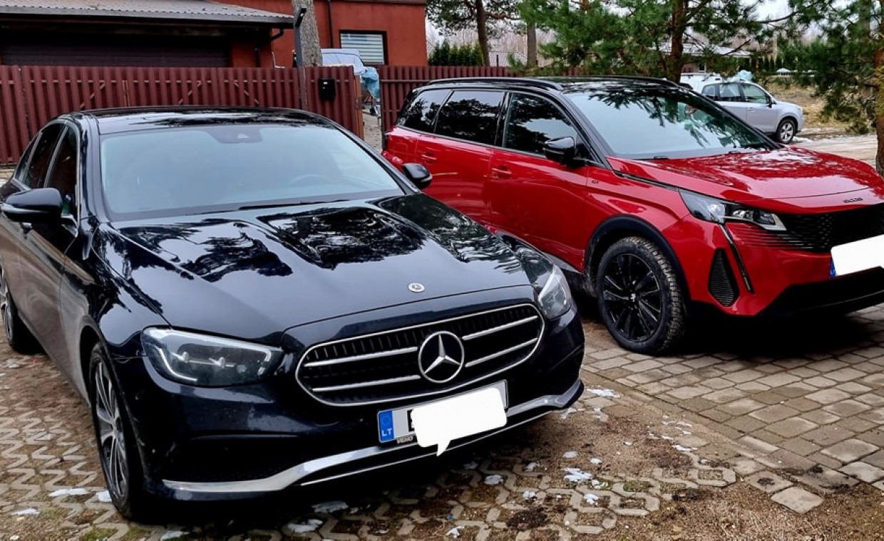 Car rental, Mercedes Benz E300de rent, Vilnius