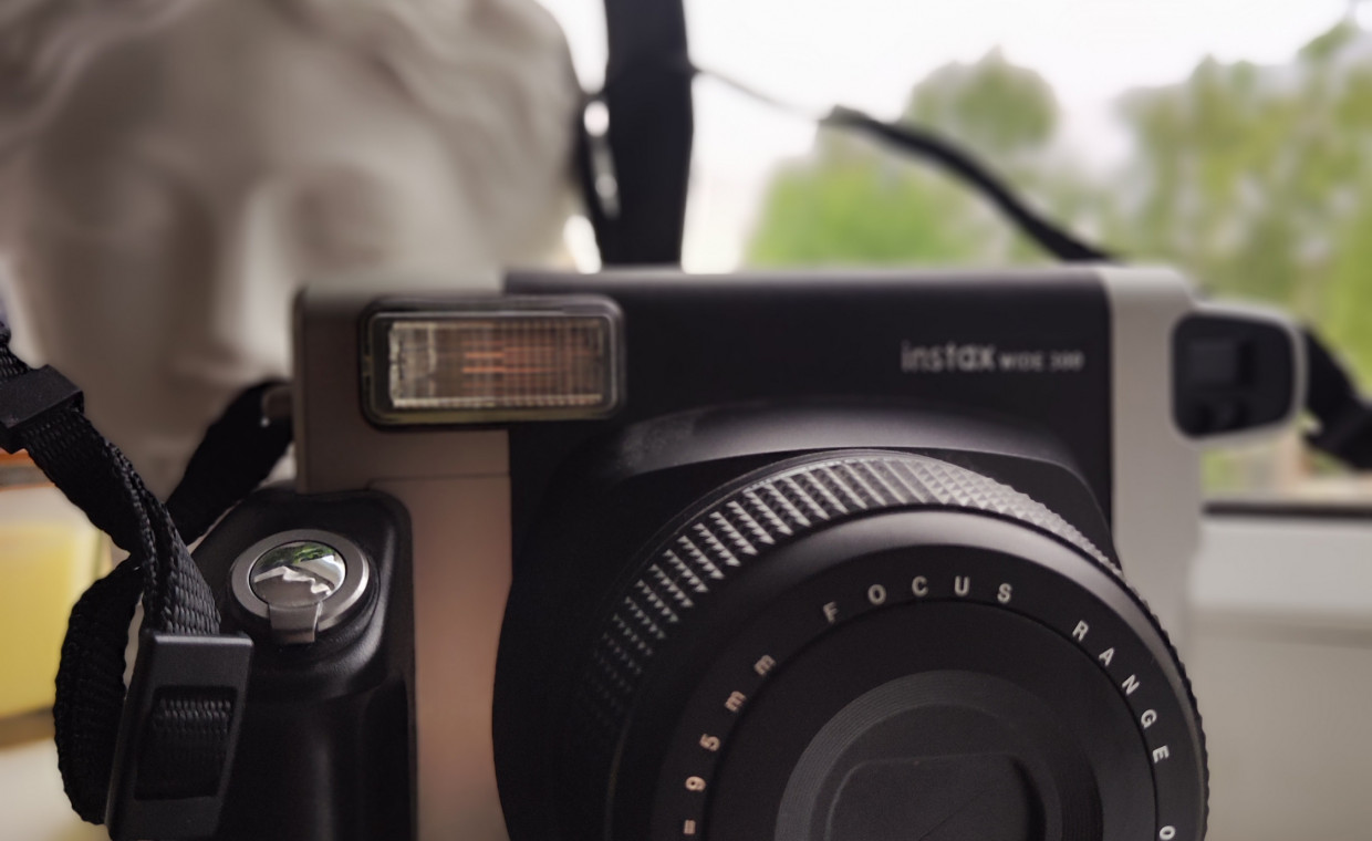 Cameras for rent, Momentinis Fujifilm Instax Wide300 rent, Kėdainiai