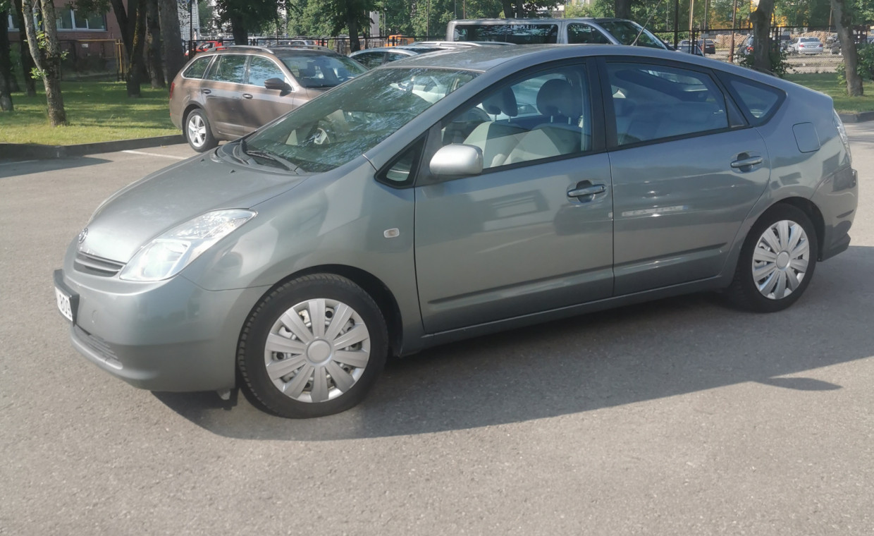Car rental, Toyota Prius nuoma savaitė / 120eur, car rent, Kaunas