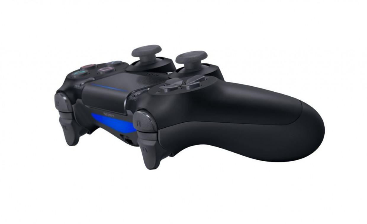 Gaming consoles for rent, Žaidimų pultas Sony Dualshock 4(juodas) rent, Visaginas