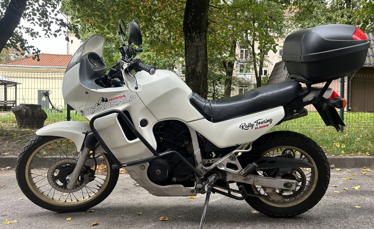 Motorcycles for rent, Honda Transalp 600 rent, Vilnius