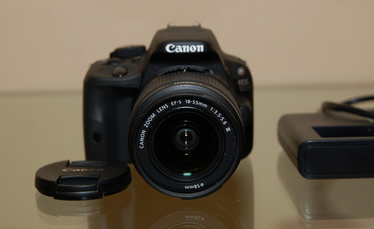 Cameras for rent, Canon EOS 100D su EF-S 18-55 m IS STM rent, Vilnius