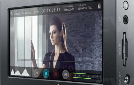Black magic video assist 5 inch monitor