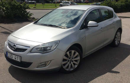Opel Astra 2012m