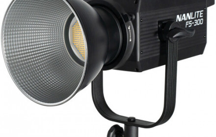 Nanlite FS-300 LED ašvietimo lempa
