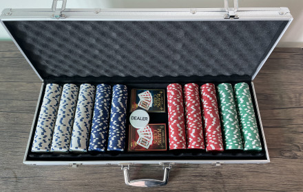 POKERIS, 500 žetonų pokerio rinkinys.