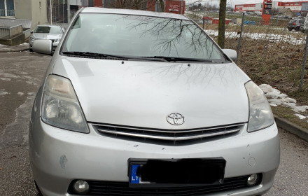 Toyota Prius Nuoma Su Dujom Vilniuje